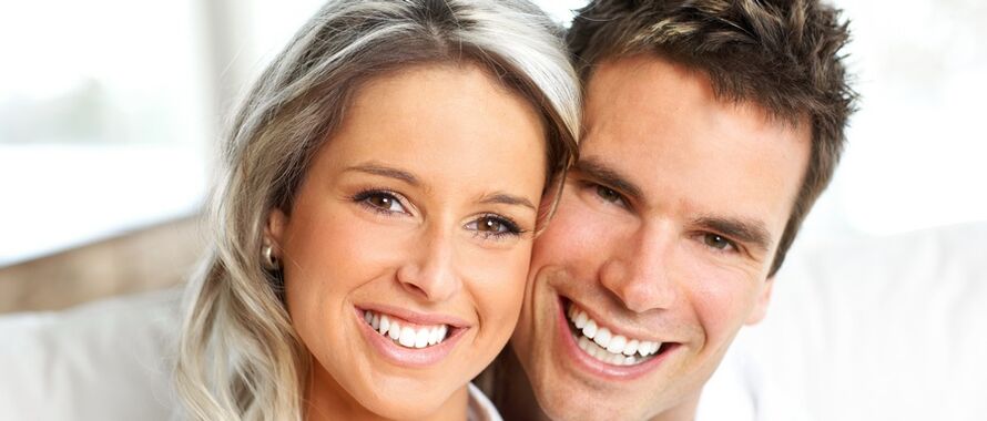 Woman and man with good eyesight after restoration
